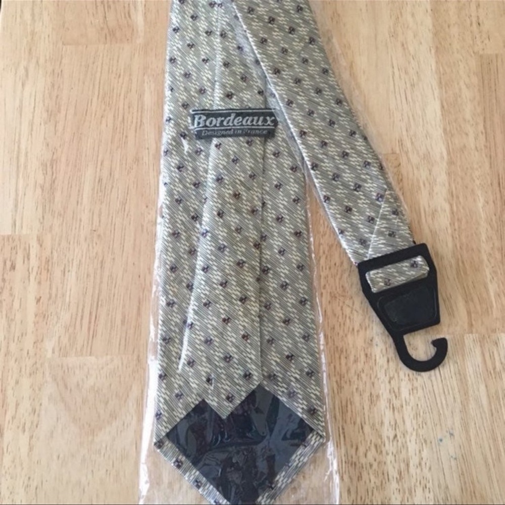 2 Mens Neck Ties - Picture 3 of 7